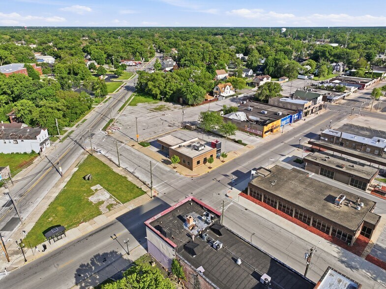 More Photos Of 14121 Doctor Martin Luther King Jr Dr, Dolton Fast Food For Sale
