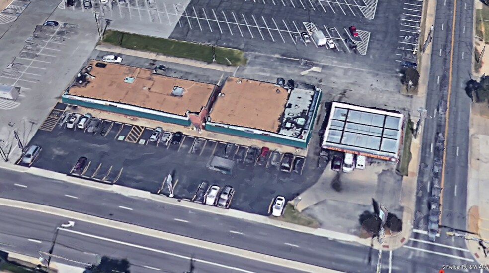 Primary Photo Of 1601-1629 W Arkansas Ln, Arlington Unknown For Lease