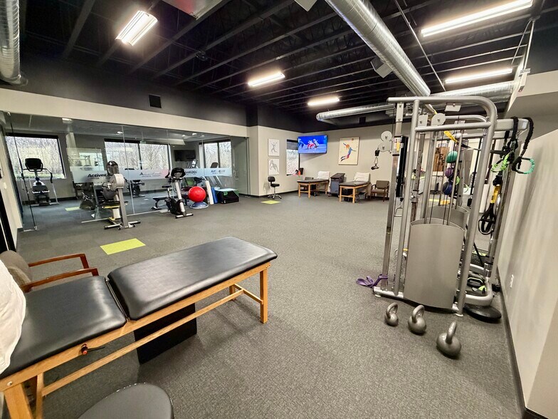 More Photos Of 19150 SW 90th Ave, Tualatin Medical For Lease