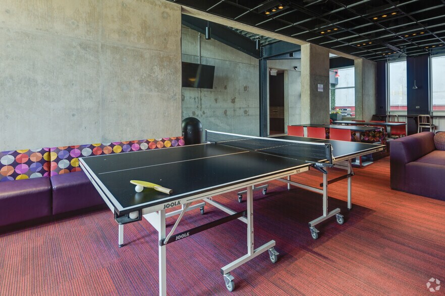 More Photos Of 1519 N Fremont St, Chicago Apartments For Lease
