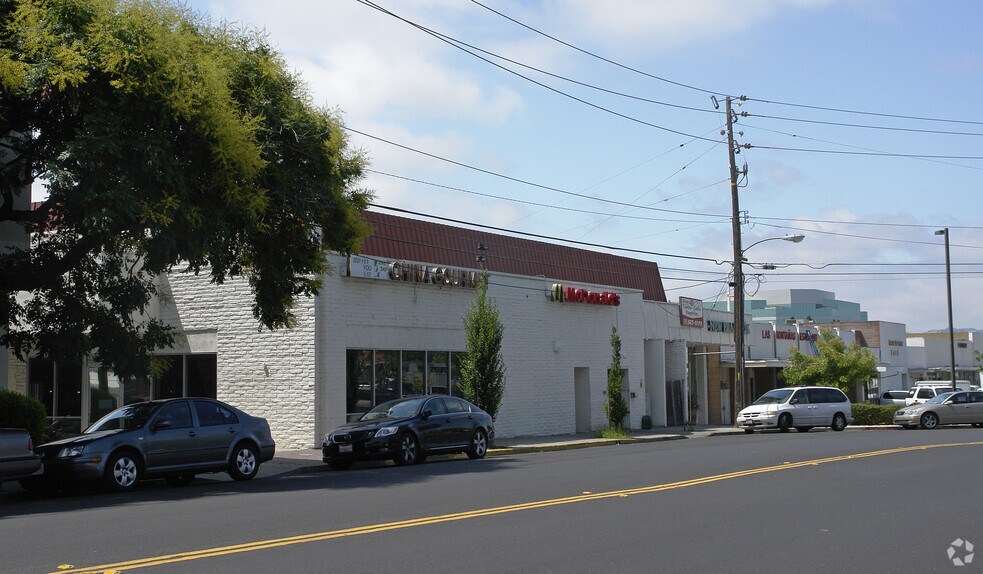 More Photos Of 1828 Salvio St, Concord Storefront For Lease