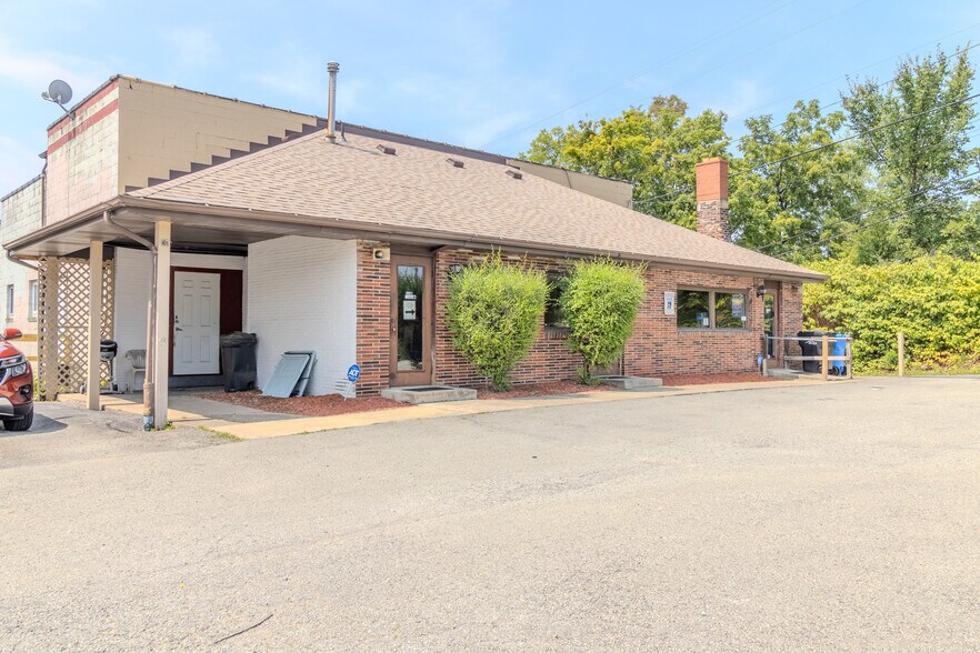 More Photos Of 14550 Route 30, North Huntingdon Auto Dealership For Sale