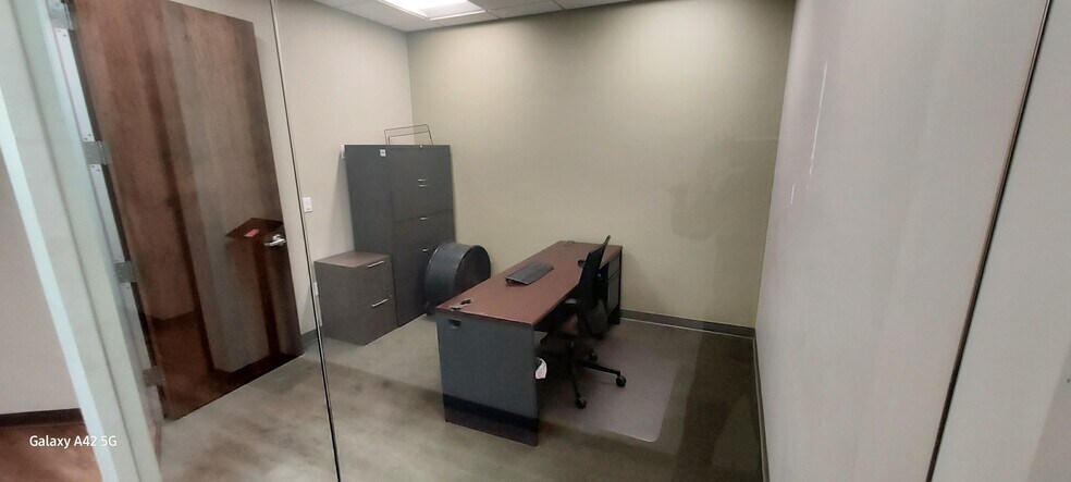 More Photos Of 61-89 Avenue K, Newark Manufacturing For Lease