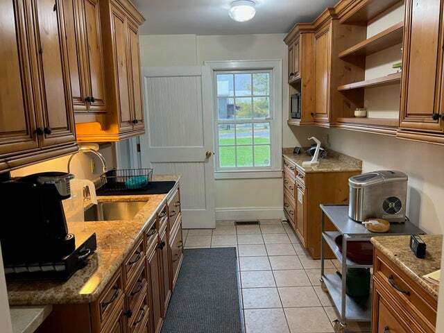 More Photos Of 38496 Midland Trl E, Caldwell Office Residential For Sale