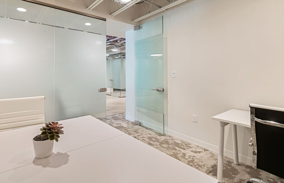 More Photos Of 820 W 41st St, Miami Beach Coworking Space