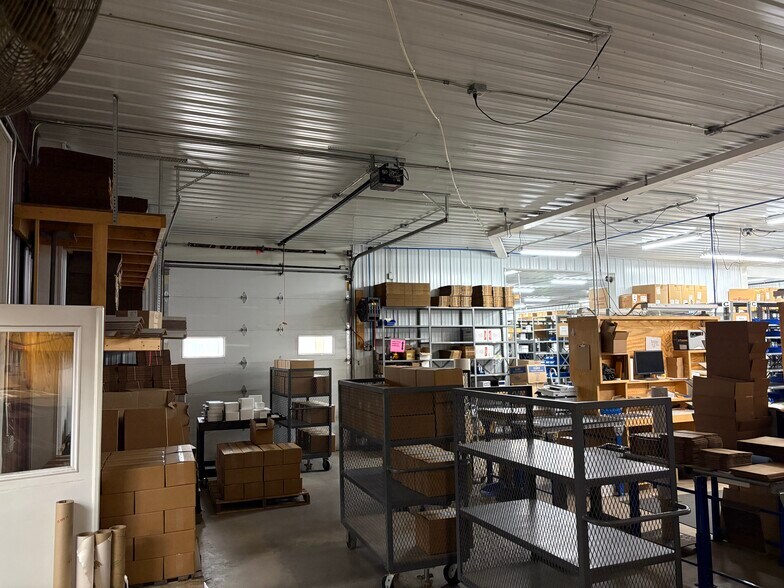 More Photos Of 3219 19th Ave E, Hibbing Manufacturing For Sale