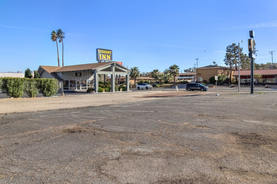 More Photos Of 1243 E Main St, Barstow Hotel For Sale
