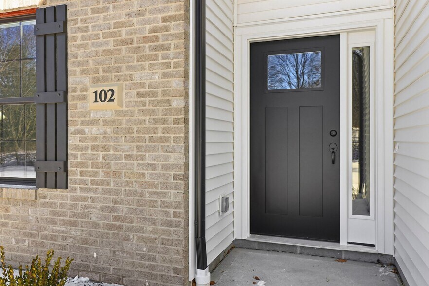 More Photos Of 100 Huselton Dr, Butler Multifamily For Sale