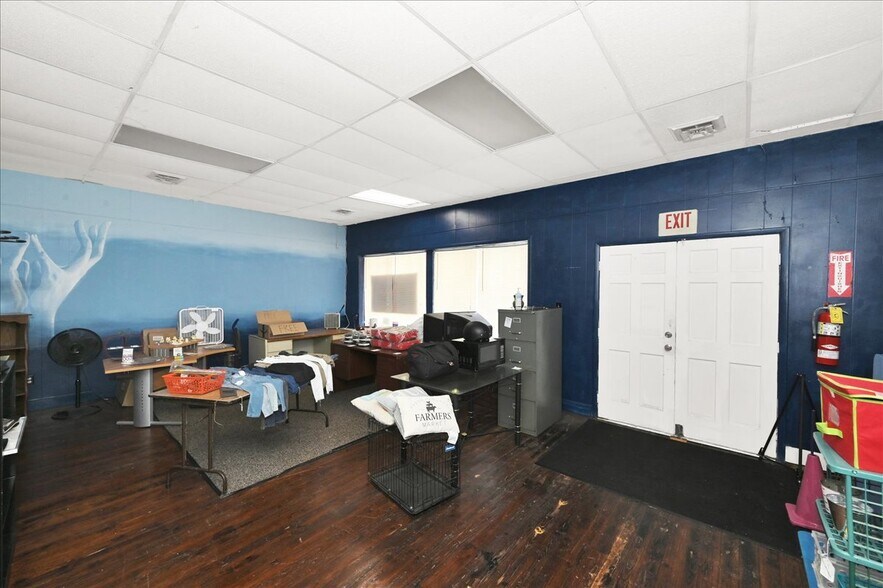 More Photos Of 205 2nd Ave E, Oneonta General Retail For Sale