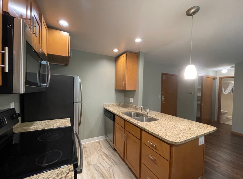 More Photos Of 2637 Pleasant Ave S, Minneapolis Apartments For Sale