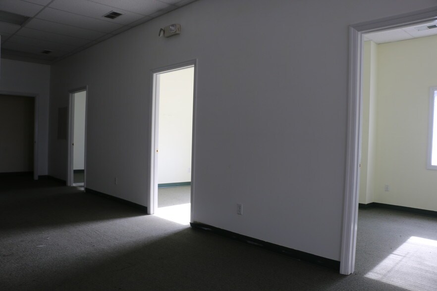 More Photos Of 1900 Morgantown Industrial Park Rd, Morgantown Warehouse For Sale