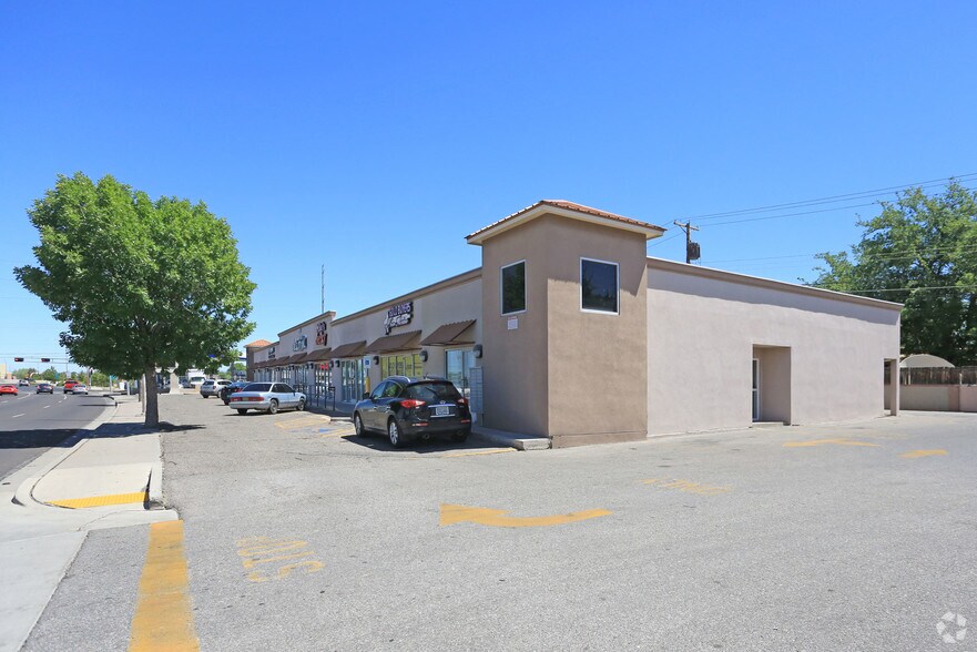 More Photos Of 2130 NE San Mateo, Albuquerque Unknown For Lease