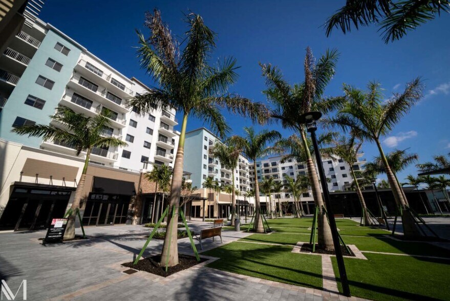 More Photos Of 261 N University Dr, Plantation Unknown For Lease