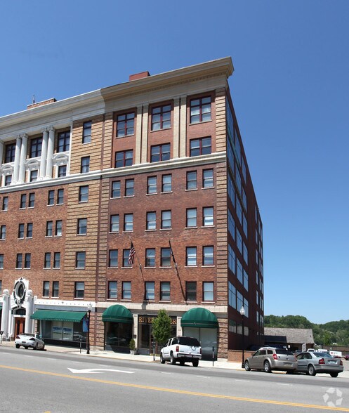 More Photos Of 1108 3rd Ave, Huntington Office For Lease