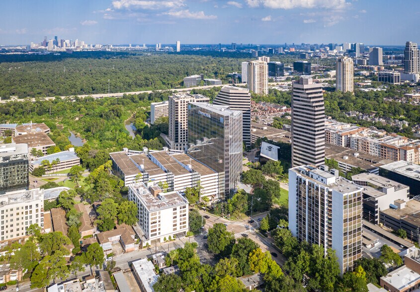 More Photos Of 2 RIVERWAY, Houston Office For Lease