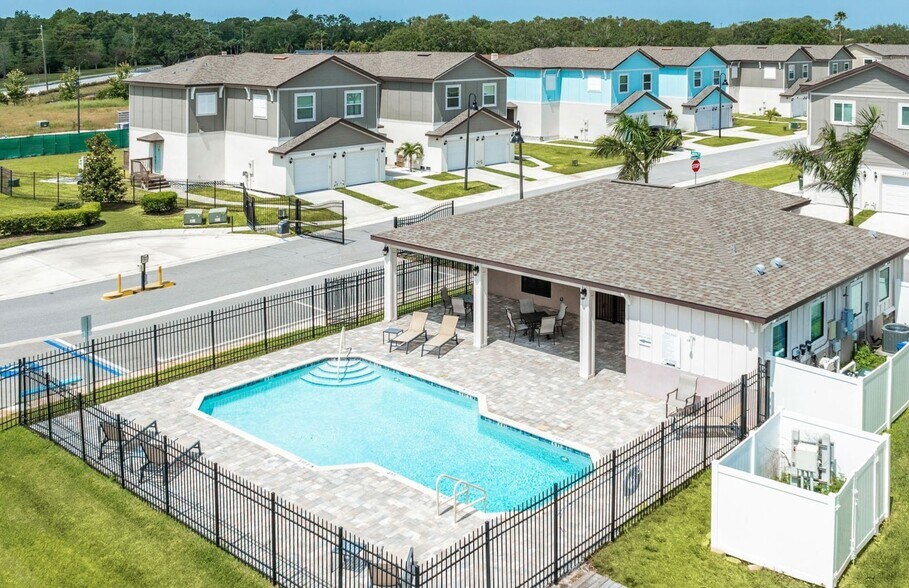 More Photos Of 2108 Sebring Pl, Clearwater Multifamily For Sale