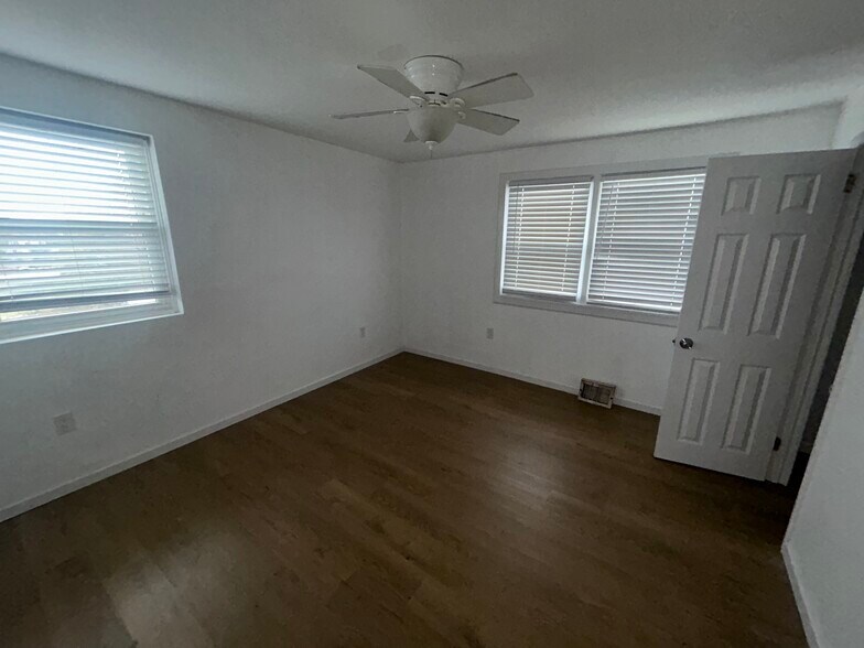 More Photos Of 4655 Benson St, Philadelphia Apartments For Sale