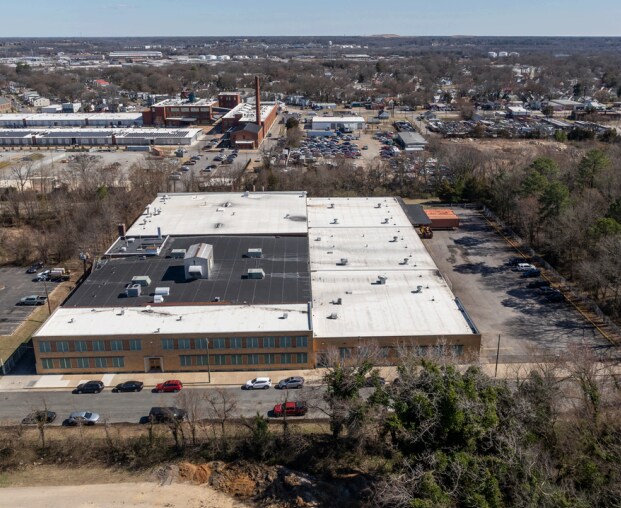 More Photos Of 600 Perdue Ave, Richmond Manufacturing For Sale