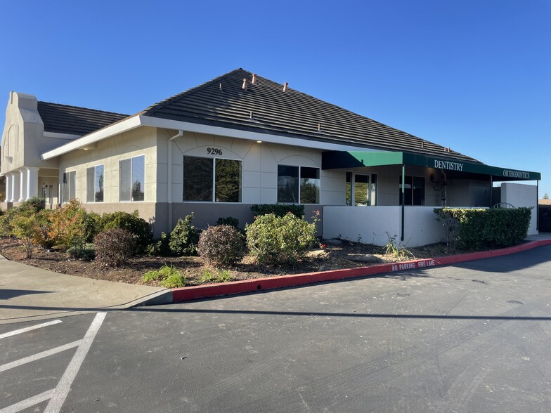 Primary Photo Of 9296 Vintage Park Dr, Sacramento Medical For Lease