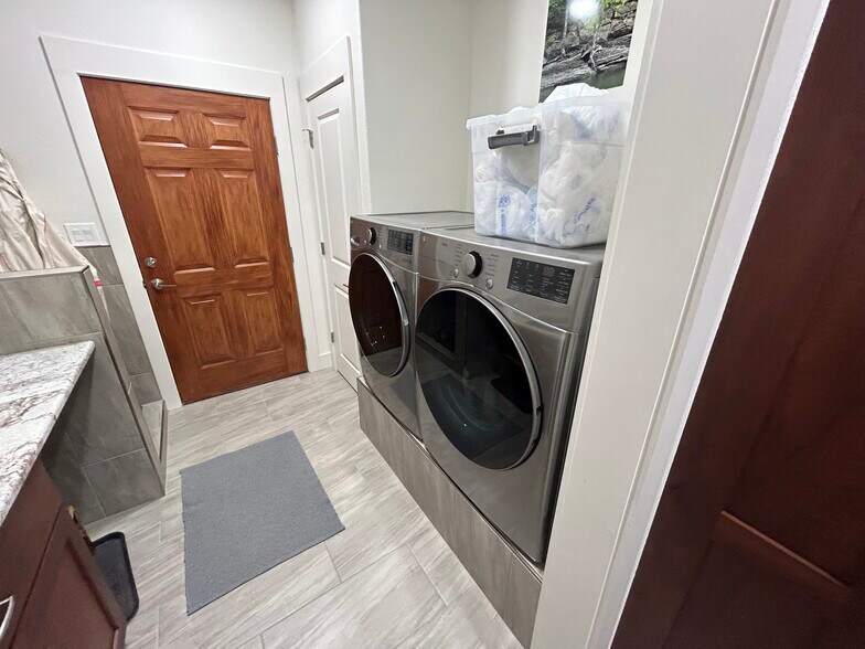 More Photos Of 141 County Road 851, Elizabeth Hotel For Sale