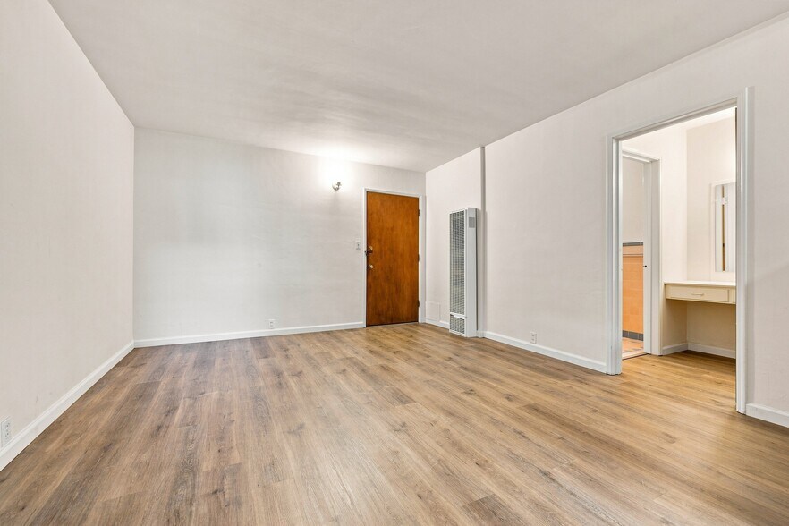 More Photos Of 3732-3744 Grand Ave, Oakland Multifamily For Sale