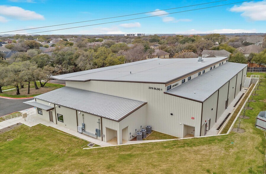 More Photos Of 2216 Avenue N, Austin Warehouse For Lease