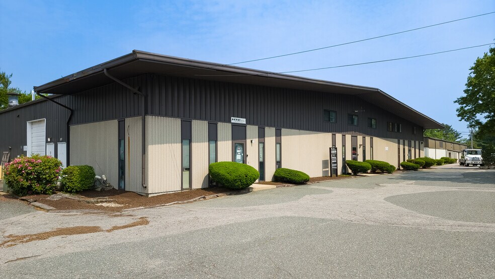 More Photos Of 273 Weymouth St, Rockland Flex For Lease