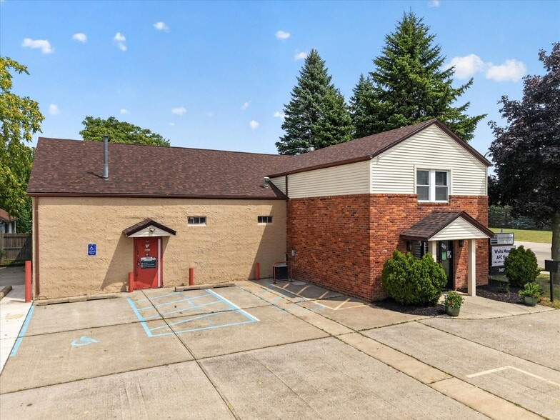 More Photos Of 36050 Goddard Rd, Romulus Auto Repair For Sale