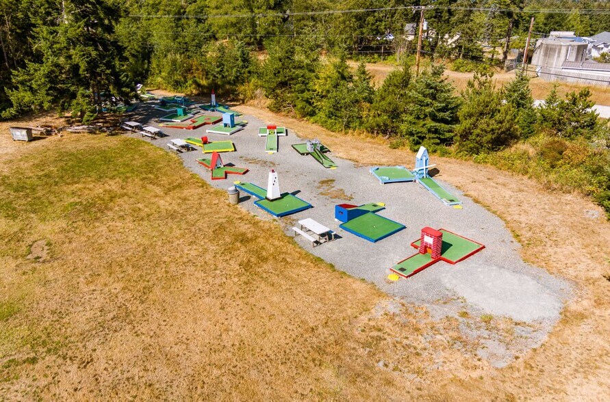 More Photos Of 597 Ducken Rd, Oak Harbor Golf Course Driving Range For Sale