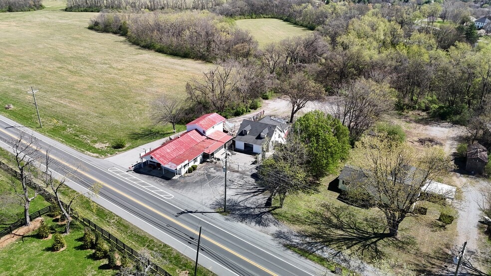 More Photos Of 4108 Columbia Pike, Franklin General Retail For Sale