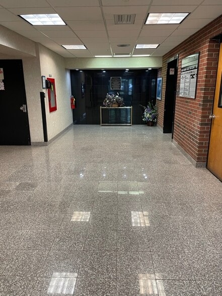 More Photos Of 540 Bordentown Ave, South Amboy Medical For Lease