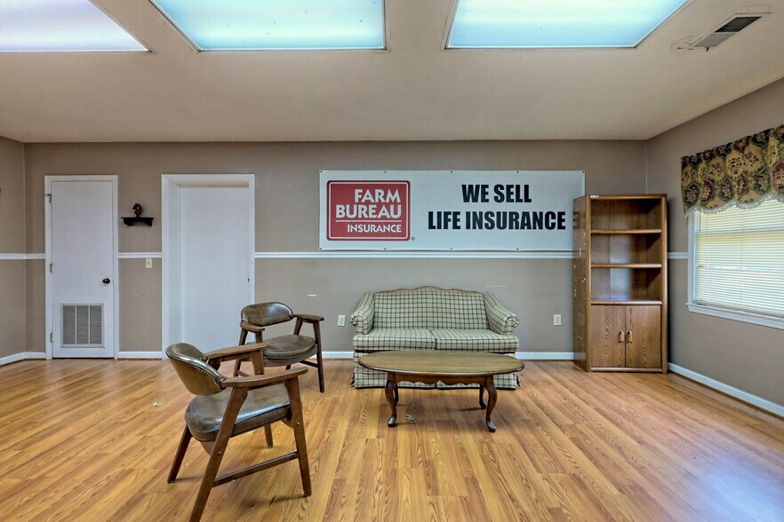 More Photos Of 1552 Highway 441 N, Clayton Office For Sale
