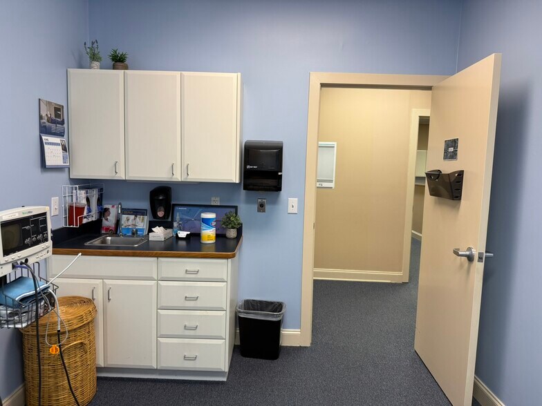 More Photos Of 720 Newman Rd, New Bern Medical For Sale