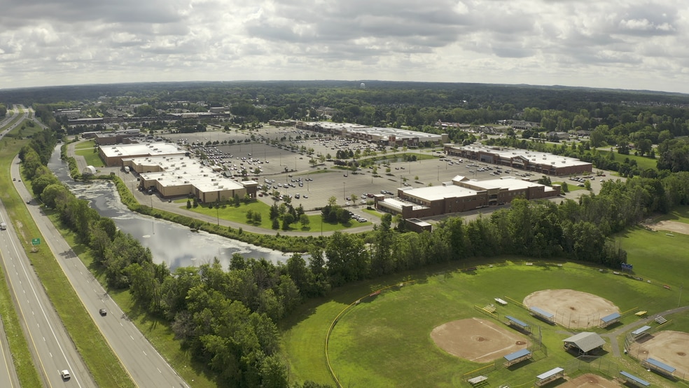 More Photos Of 913-1070 Holt Rd, Webster Unknown For Lease