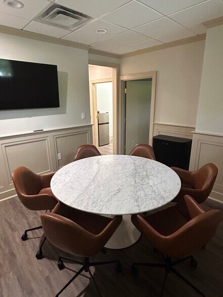 More Photos Of 200 White Rd, Little Silver Medical For Lease