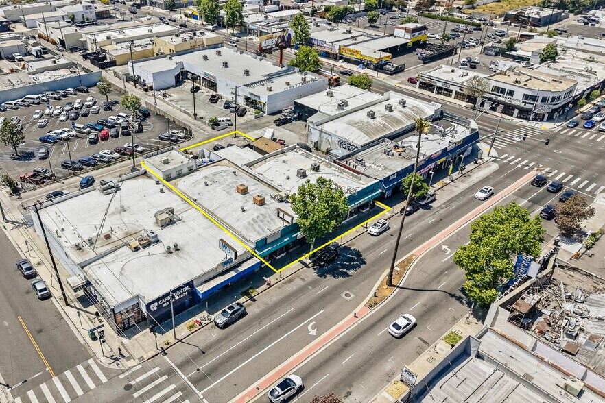 More Photos Of , Reseda General Retail For Sale
