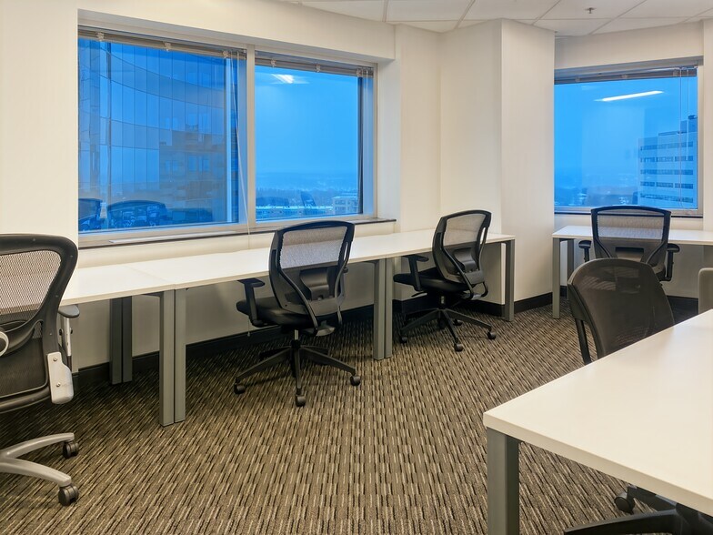 More Photos Of 2820 Boul Laurier, Québec Coworking Space