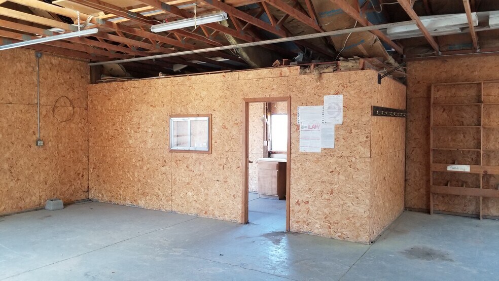 More Photos Of 600 Industrial Way, Lovelock Warehouse For Lease