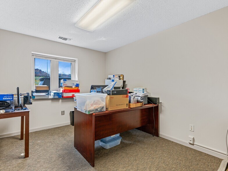 More Photos Of 168 S Liberty St, Asheville Office For Lease