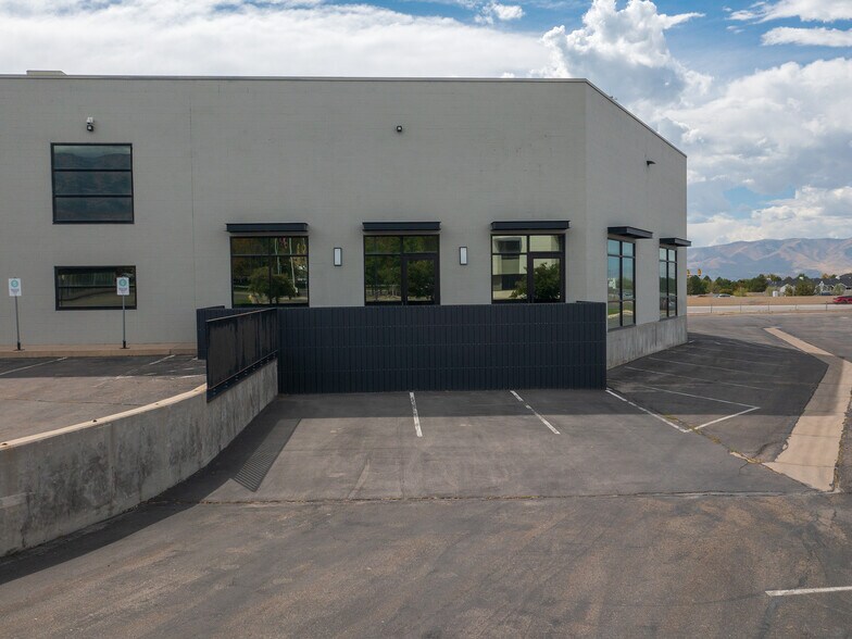 More Photos Of 1278-1296 Sandhill Rd, Orem Office For Sale