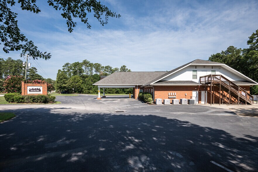 More Photos Of 1224 Old Cherokee Rd, Lexington Daycare Center For Sale