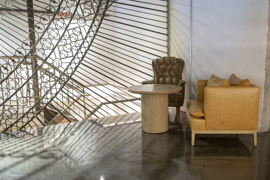 Primary Photo Of 448 S Hill St, Los Angeles Loft Creative Space For Lease