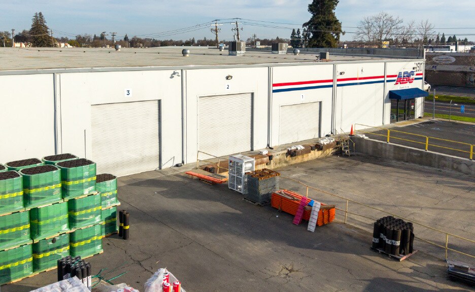 More Photos Of 2510 Evergreen Ave, West Sacramento Distribution For Sale
