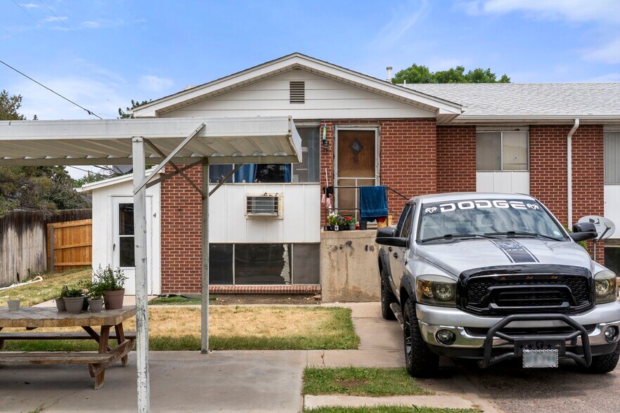 More Photos Of 115 S 18th Ave, Brighton Apartments For Sale
