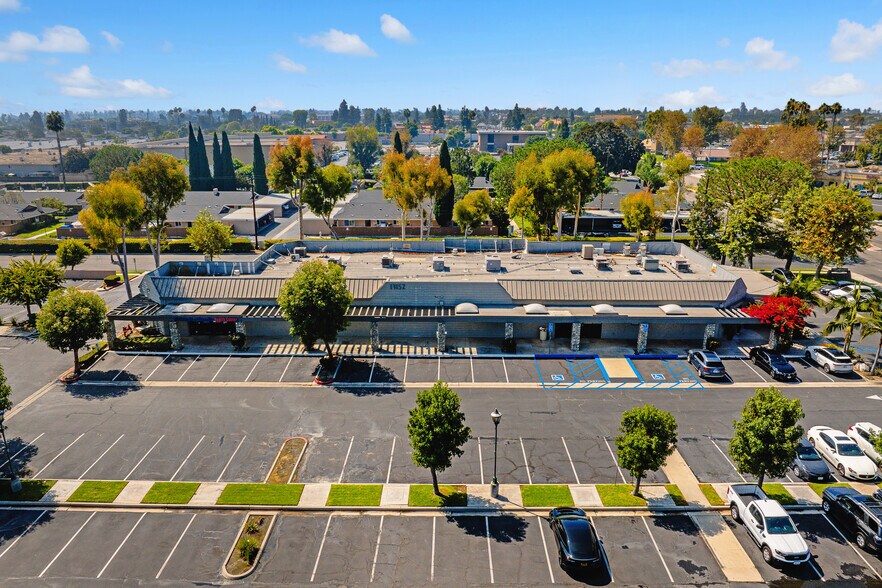 More Photos Of 13112 Newport Ave, Tustin Unknown For Lease