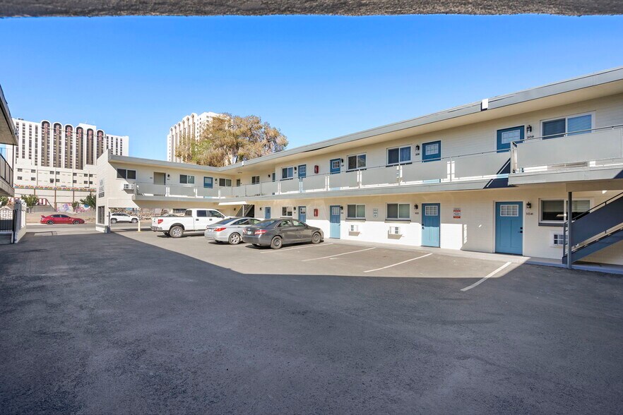 More Photos Of 520 University Way, Reno Apartments For Sale