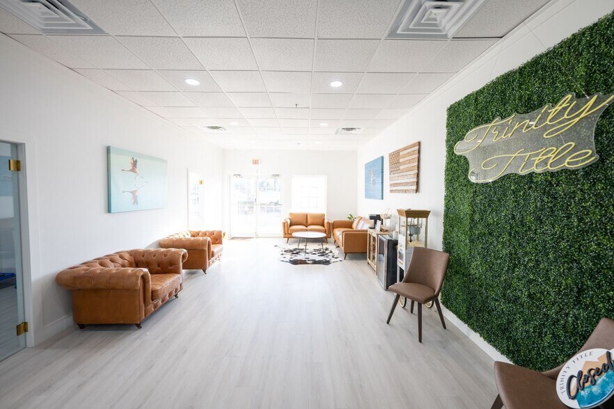 More Photos Of 4507 furling Ln, Destin Loft Creative Space For Lease