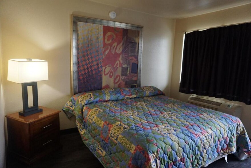 More Photos Of 9503 N Interstate 35, San Antonio Hotel For Sale