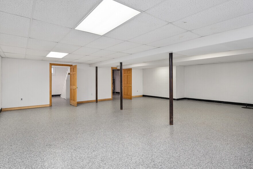 More Photos Of 2893 Jessup Rd, Jessup Office For Sale