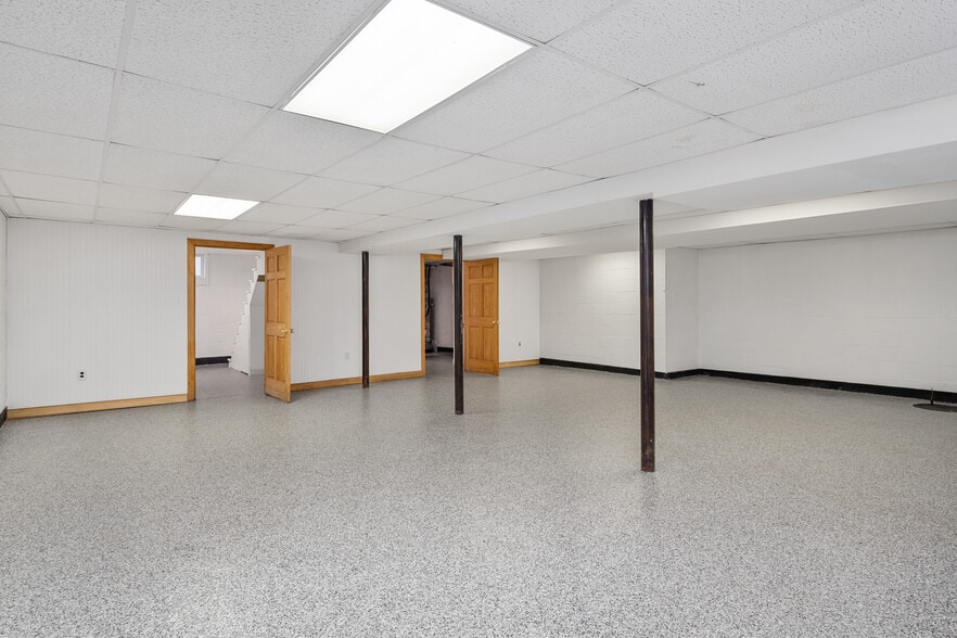 More Photos Of 2893 Jessup Rd, Jessup Office For Sale